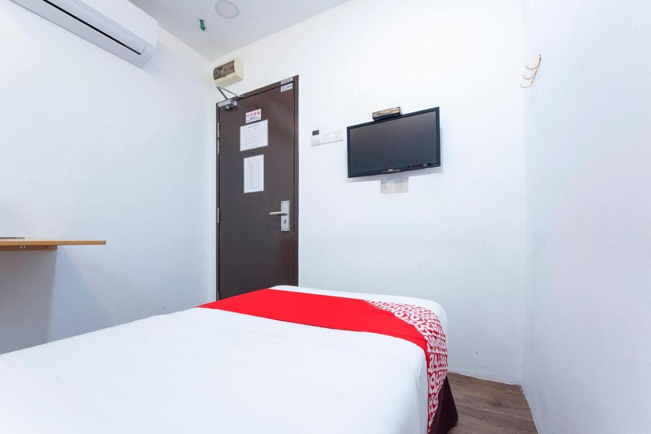 Oyo 90403 North City Hotel Джохор-Бару Екстер'єр фото